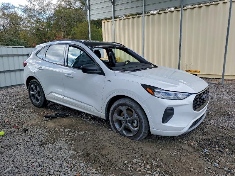 Photo 4 from auction – 2023 FORD ESCAPE ST with VIN 1FMCU0MN3PUB10692