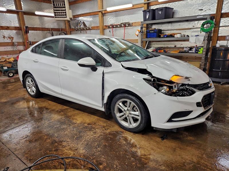 Photo 4 from auction – 2017 CHEVROLET CRUZE LT with VIN 1G1BE5SM0H7226932