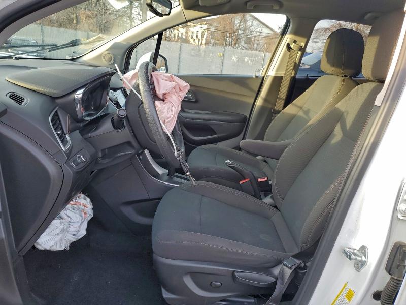 Photo 7 from auction – 2022 CHEVROLET TRAX LS with VIN KL7CJNSM6NB544714