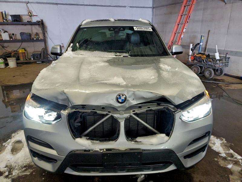 Photo 5 from auction – 2019 BMW X3 XDRIVE3 with VIN 5UXTR9C50KLR10651