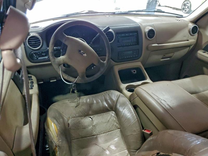 Photo 8 from auction – 2004 FORD EXPEDITION with VIN 1FMFU18L64LA49688