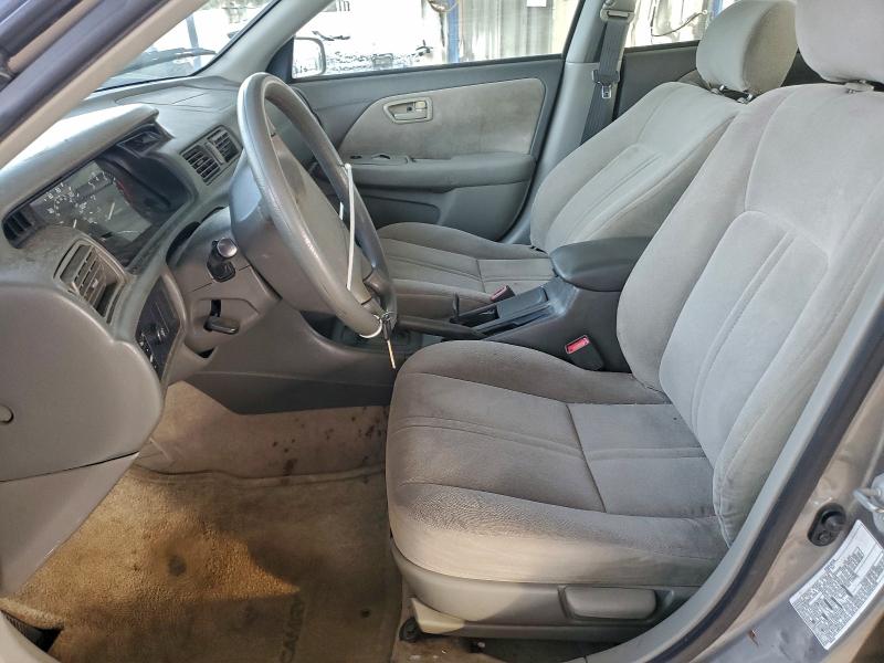 Photo 7 from auction – 2000 TOYOTA CAMRY with VIN 4T1BG22K8YU005655
