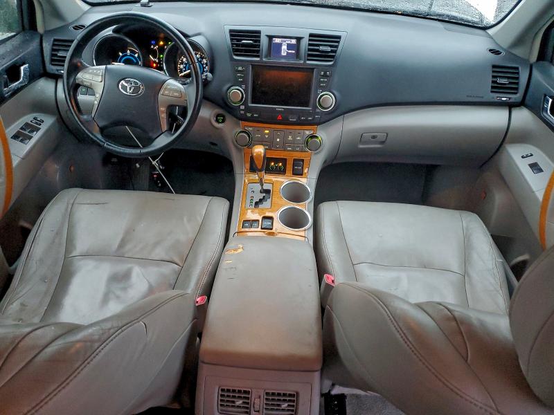 Photo 8 from auction – 2008 TOYOTA HIGHLANDER with VIN JTEEW44A482005437