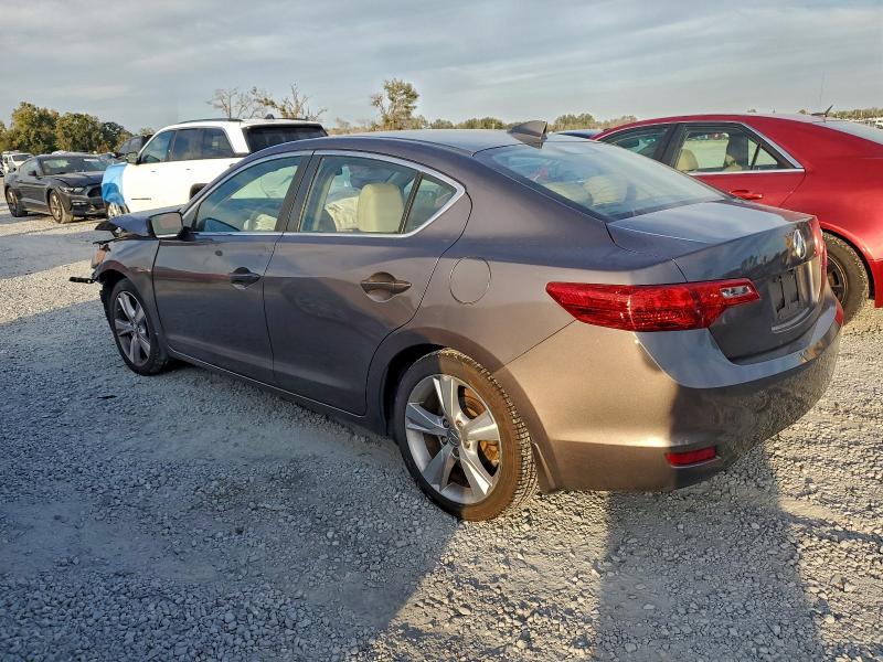 Photo 2 from auction – 2015 ACURA ILX 20 TEC with VIN 19VDE1F70FE002787