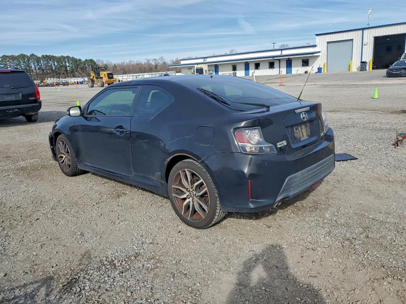 Photo 2 from auction – 2016 TOYOTA SCION TC with VIN JTKJF5C72GJ016688