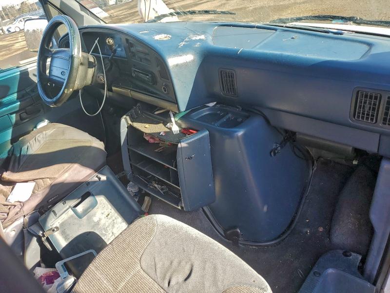 Photo 8 from auction – 1992 FORD ECONOLINE with VIN 1FMEE11H3NHB59083