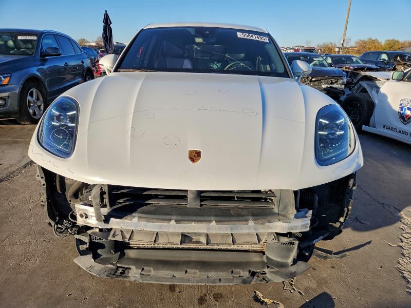 Photo 5 from auction – 2022 PORSCHE MACAN with VIN WP1AA2A51NLB07523