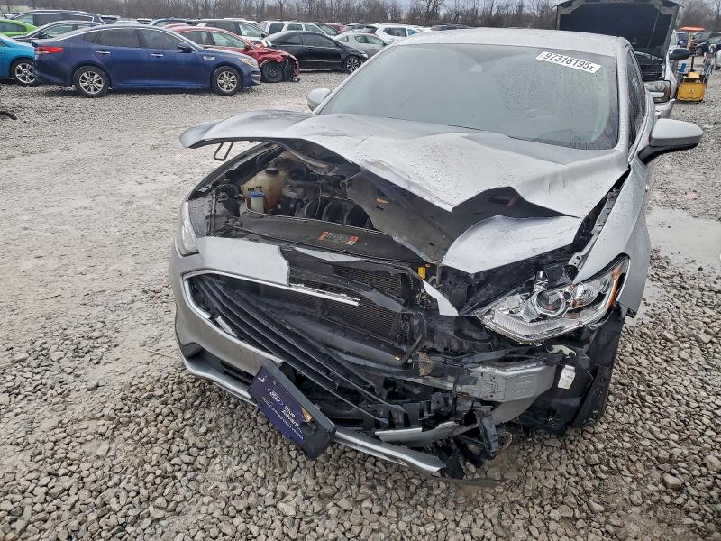 Photo 5 from auction – 2020 FORD FUSION S with VIN 3FA6P0G76LR245081
