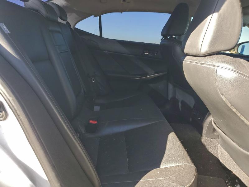 Photo 10 from auction – 2016 LEXUS IS 200T with VIN JTHBA1D29G5033582