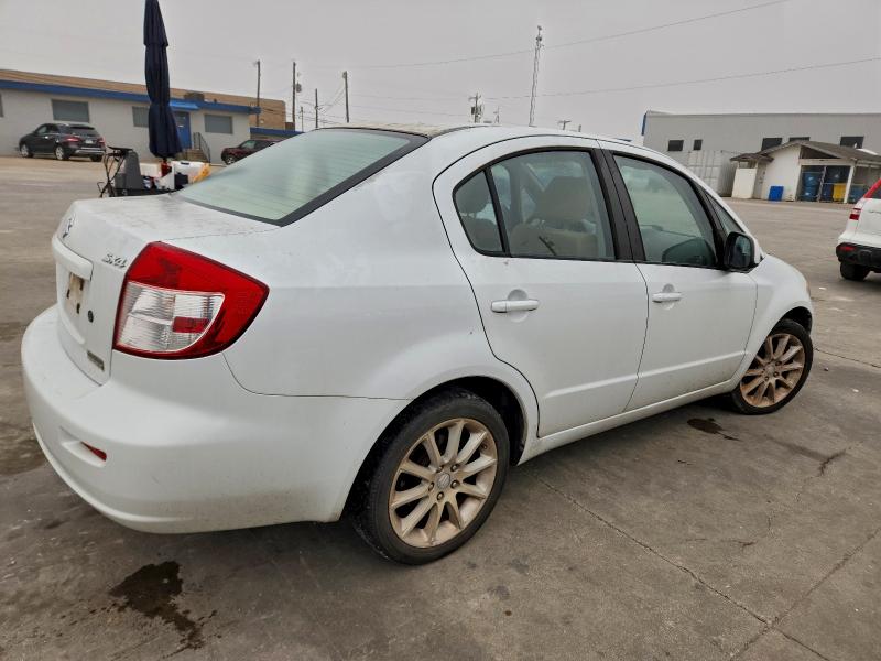 Photo 3 from auction – 2011 SUZUKI SX4 LE with VIN JS2YC5A25B6300310