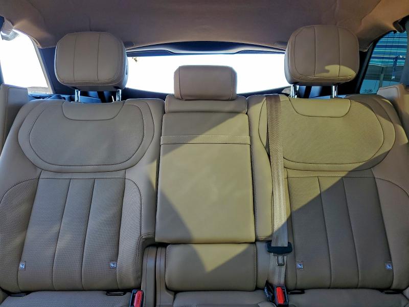 Photo 10 from auction – 2025 LAND ROVER RANGE ROVE with VIN SAL1P9EU3SA466592
