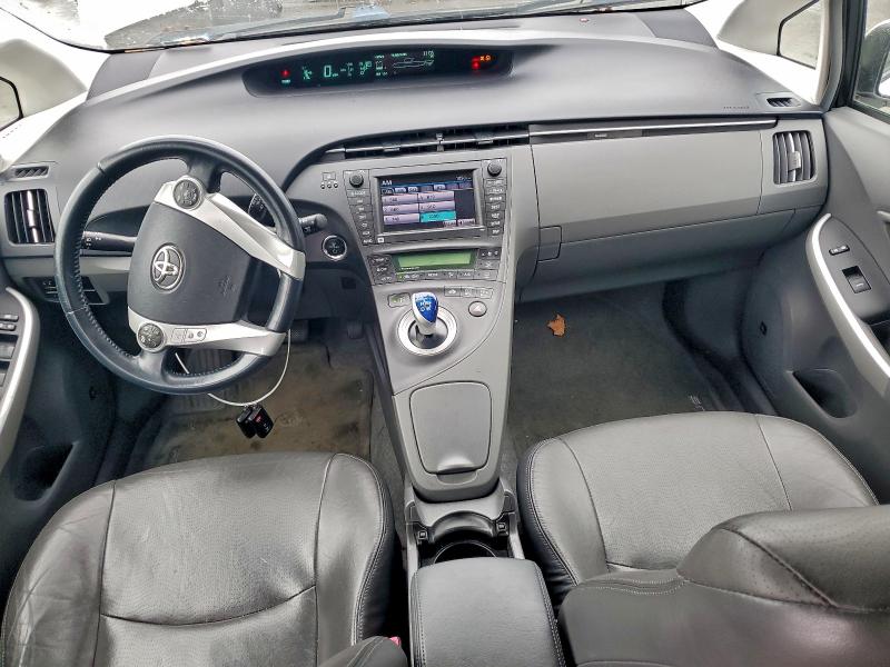 Photo 8 from auction – 2011 TOYOTA PRIUS with VIN JTDKN3DU2B0301381