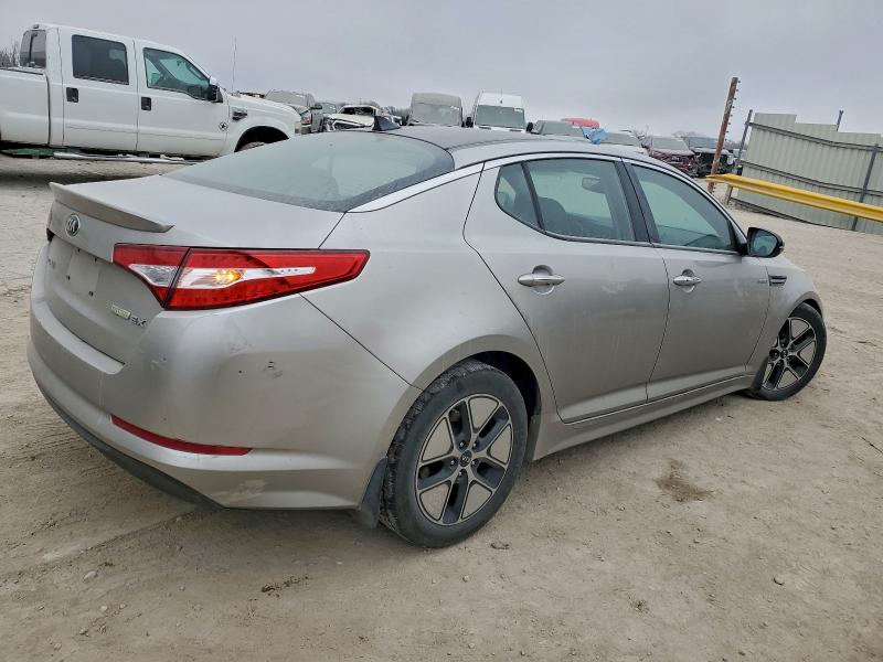 Foto 3 de la subasta – 2013 KIA OPTIMA HYB con VIN KNAGM4AD8D5054602