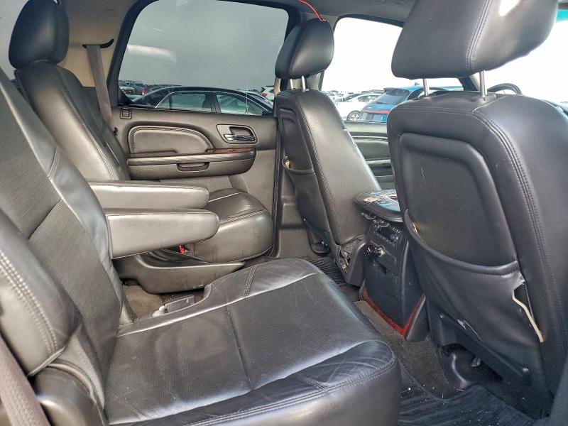 Photo 11 from auction – 2014 CADILLAC ESCALADE with VIN 1GYS4CEF5ER113919