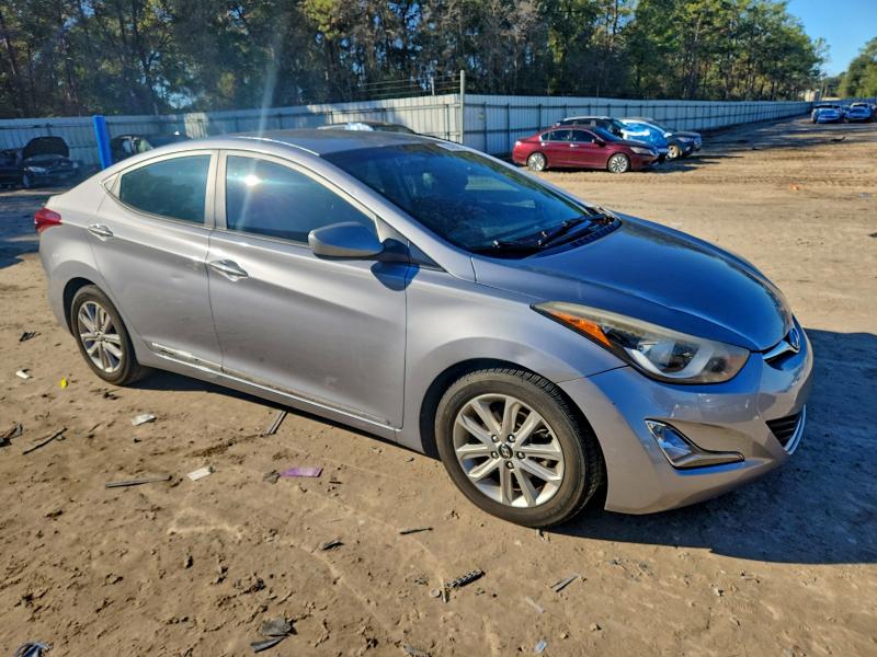 Photo 4 from auction – 2016 HYUNDAI ELANTRA SE with VIN 5NPDH4AE3GH772422