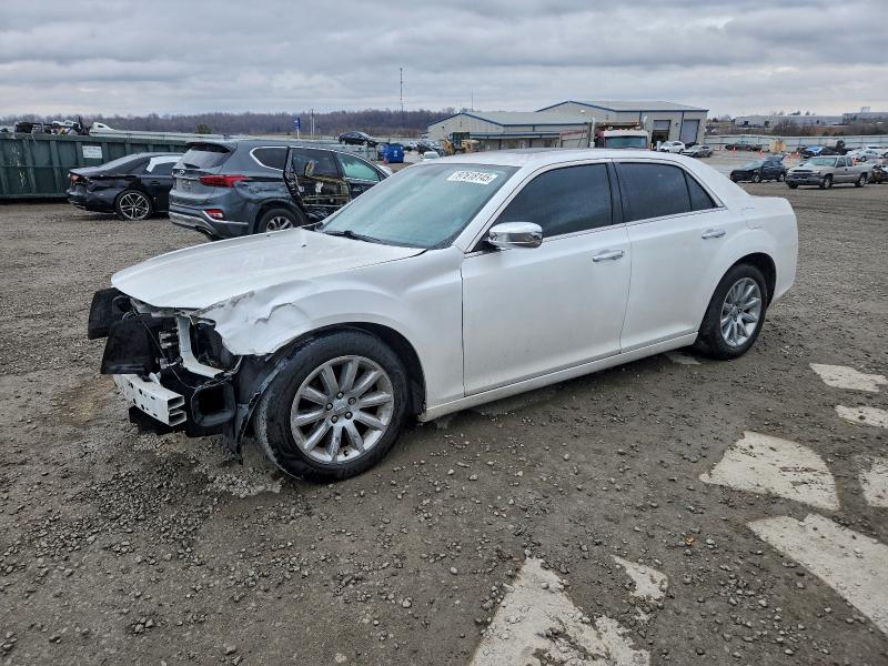 CHRYSLER 300 LIMITE 2012 with VIN 2C3CCACG6CH273015 - Photo from auction