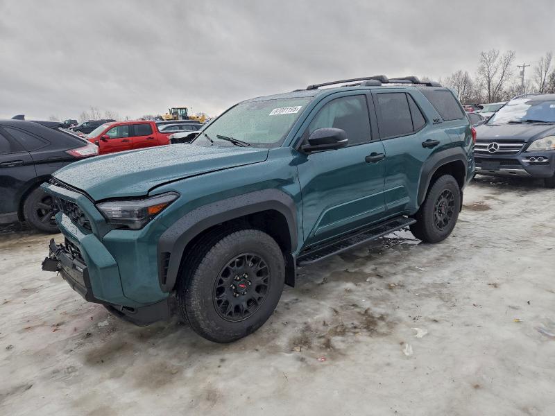 TOYOTA 4RUNNER SR 2025 with VIN JTEVA5BR6S5044288 - Photo from auction
