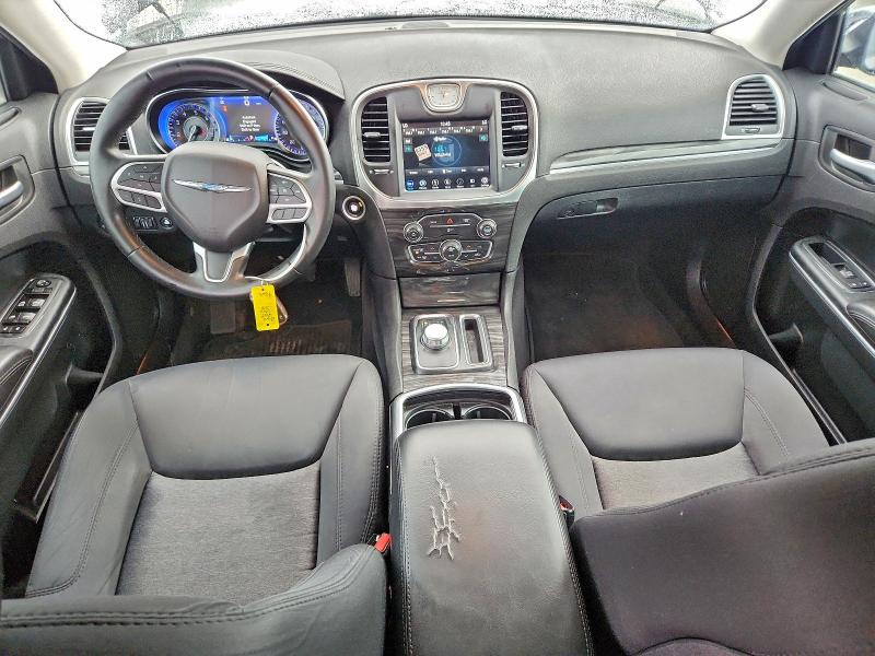 Photo 8 from auction – 2018 CHRYSLER 300 with VIN 2C3CCAAG7JH264579