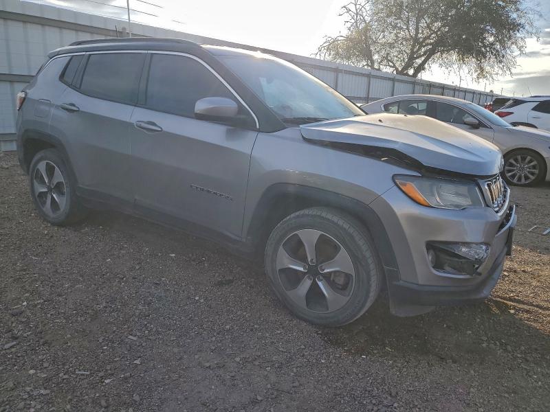 Photo 4 from auction – 2018 JEEP COMPASS with VIN 3C4NJCBB9JT137395