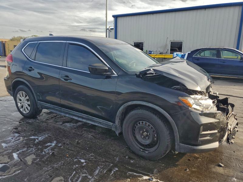Photo 4 from auction – 2017 NISSAN ROGUE S with VIN KNMAT2MTXHP582087