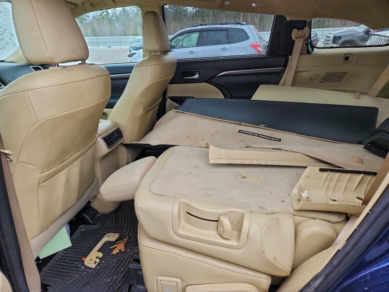 Photo 11 from auction – 2015 TOYOTA HIGHLANDER with VIN 5TDDKRFH5FS164038