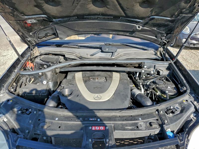 Photo 12 from auction – 2011 MERCEDES-BENZ GL 550 4MA with VIN 4JGBF8GEXBA697435