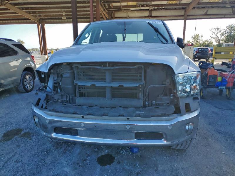 Photo 5 from auction – 2019 RAM 1500 CLASS with VIN 1C6RR7TT8KS566319