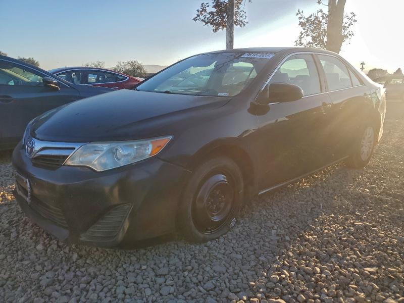 TOYOTA CAMRY BASE 2012 z numerem VIN 4T1BF1FK9CU025445 - Zdjęcie z aukcji
