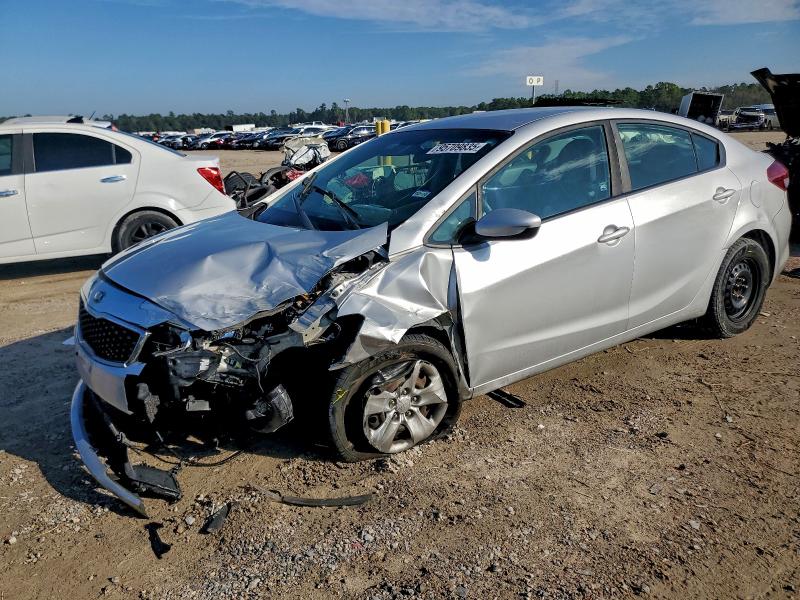 Photo 1 from auction – 2017 KIA FORTE LX with VIN 3KPFK4A73HE038199