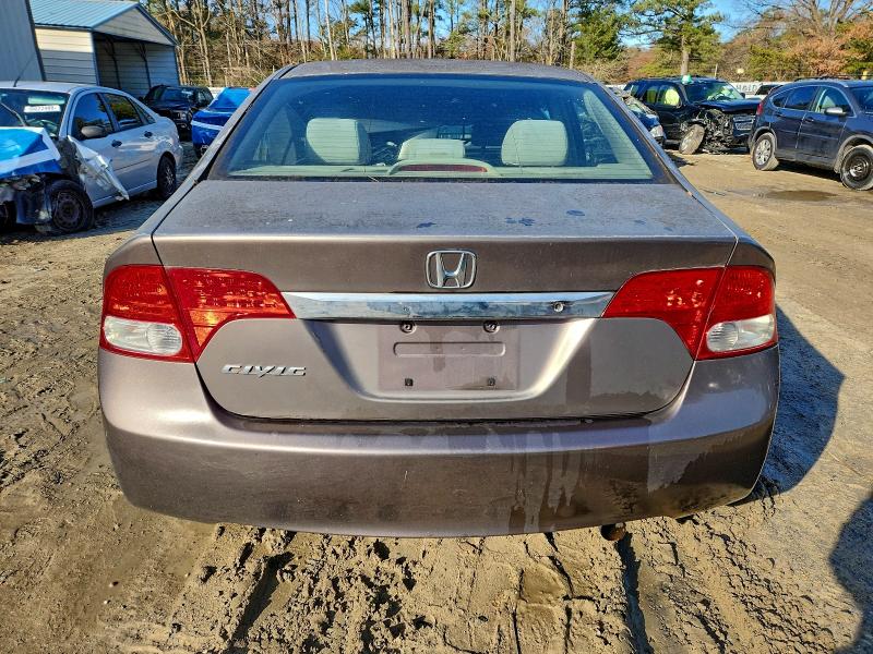 Photo 6 from auction – 2011 HONDA CIVIC LX with VIN 2HGFA1F55BH541609