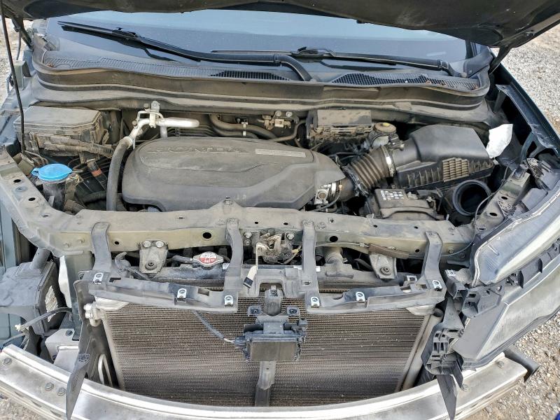 Photo 12 from auction – 2016 HONDA PILOT TOUR with VIN 5FNYF5H90GB057649