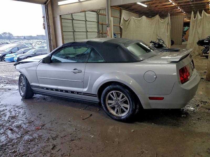 Photo 2 from auction – 2005 FORD MUSTANG with VIN 1ZVFT84N655215945