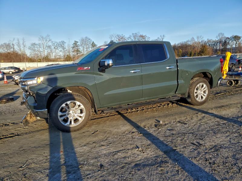 CHEVROLET SILVERADO 2025 with VIN 1GCUKGED2SZ238723 - Photo from auction