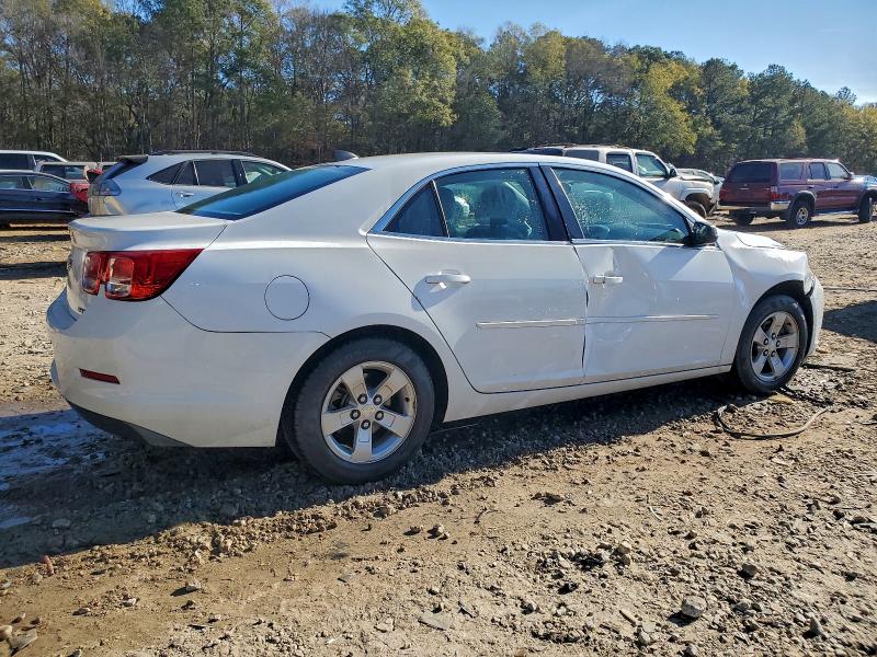 Photo 3 from auction – 2013 CHEVROLET MALIBU LS with VIN 1G11B5SA5DF155477