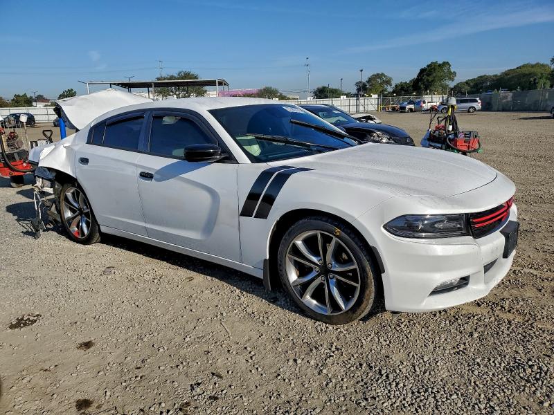 Photo 4 from auction – 2015 DODGE CHARGER SX with VIN 2C3CDXHGXFH745696
