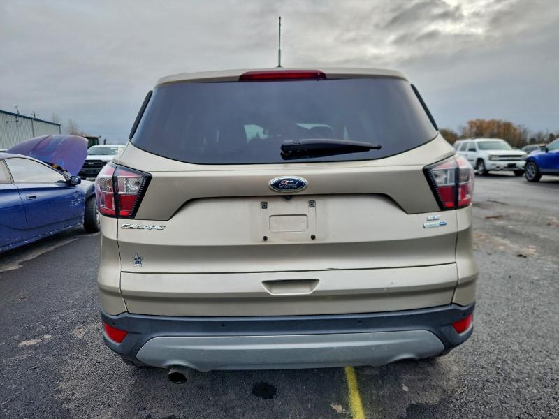 Photo 6 from auction – 2017 FORD ESCAPE SE with VIN 1FMCU9G95HUC02858