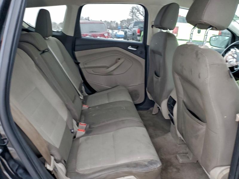 Photo 11 from auction – 2016 FORD ESCAPE SE with VIN 1FMCU9GX7GUC07413