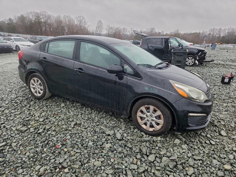 Photo 4 from auction – 2017 KIA RIO LX with VIN KNADM4A38H6011596