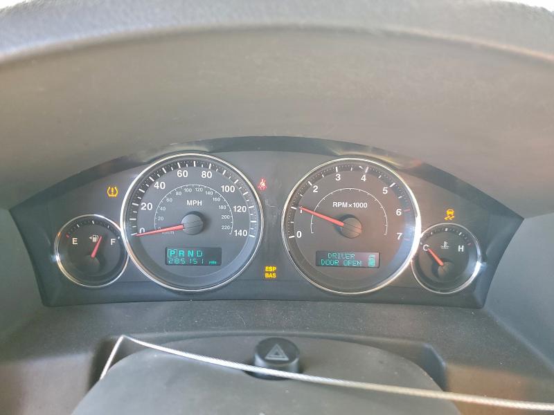 Photo 9 from auction – 2007 JEEP COMMANDER with VIN 1J8HH48K97C695976