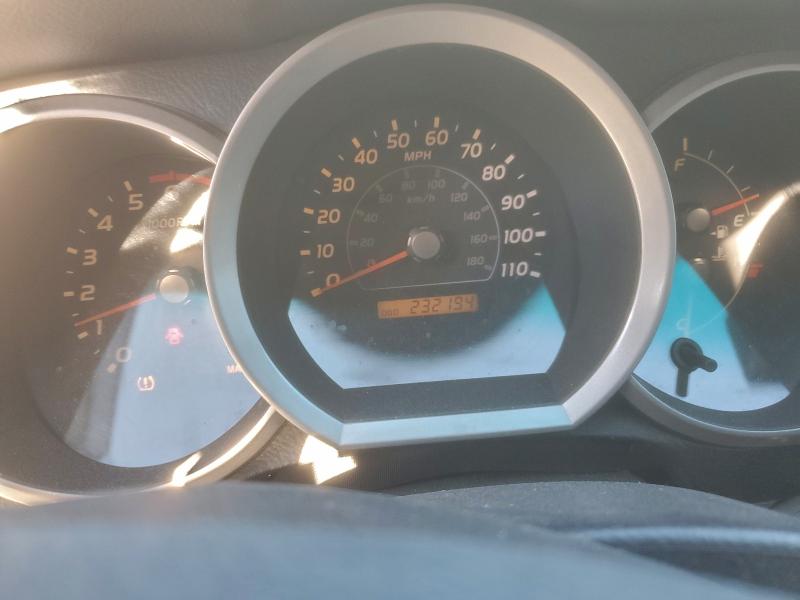 Photo 9 from auction – 2006 TOYOTA 4RUNNER SR with VIN JTEZU14R968065591