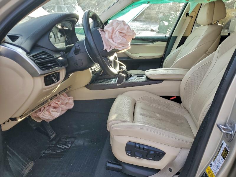 Photo 7 from auction – 2016 BMW X5 XDRIVE5 with VIN 5UXKR6C58G0J82533