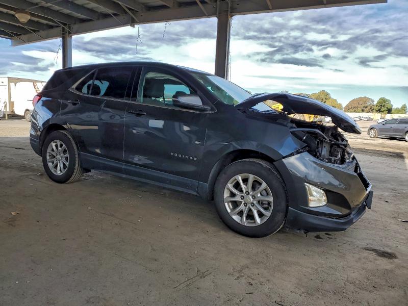 Photo 4 from auction – 2019 CHEVROLET EQUINOX LT with VIN 2GNAXJEV8K6301398