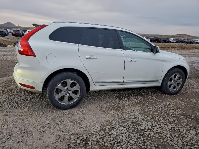 Photo 3 from auction – 2016 VOLVO XC60 with VIN YV440MDK6G2781445