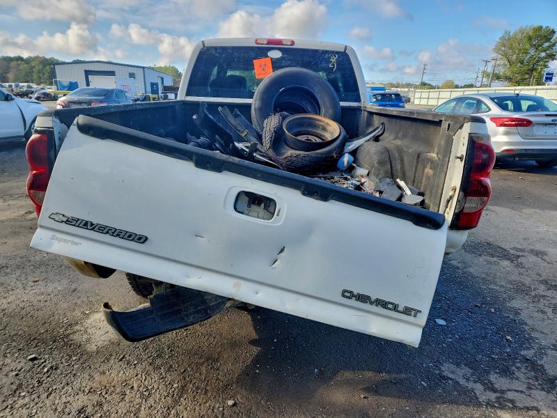 Photo 6 from auction – 2005 CHEVROLET SILVERADO with VIN 2GCEK19B551265955