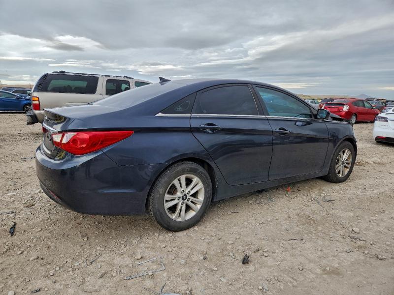 Photo 3 from auction – 2013 HYUNDAI SONATA GLS with VIN 5NPEB4AC3DH766314