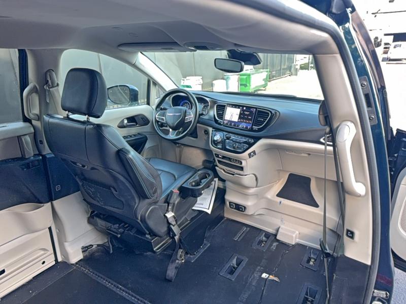 Photo 5 from auction – 2021 CHRYSLER PACIFICA T with VIN 2C4RC1BG4MR602426