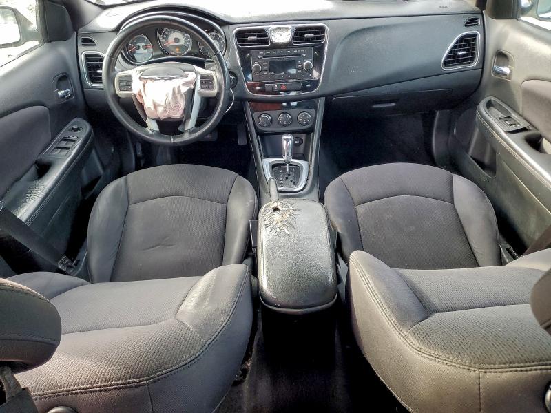 Photo 8 from auction – 2013 CHRYSLER 200 TOURIN with VIN 1C3CCBBB9DN721784