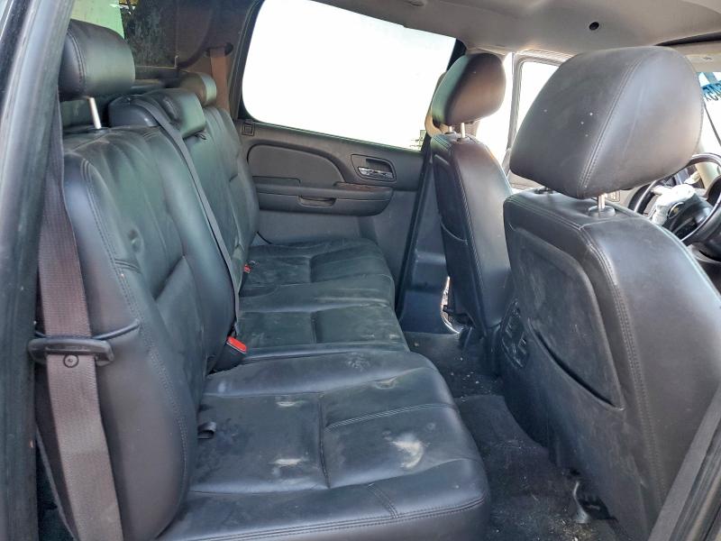 Photo 10 from auction – 2011 CHEVROLET AVALANCHE with VIN 3GNTKFE31BG309060