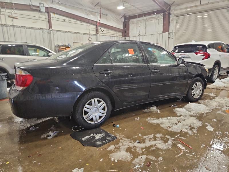 Photo 3 from auction – 2005 TOYOTA CAMRY LE with VIN 4T1BE32K45U412394