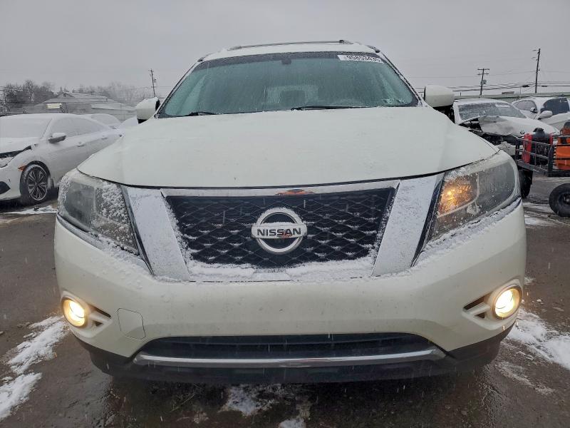 Photo 5 from auction – 2015 NISSAN PATHFINDER with VIN 5N1AR2MM1FC633354